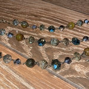 Statement necklace, measures approx. 18”